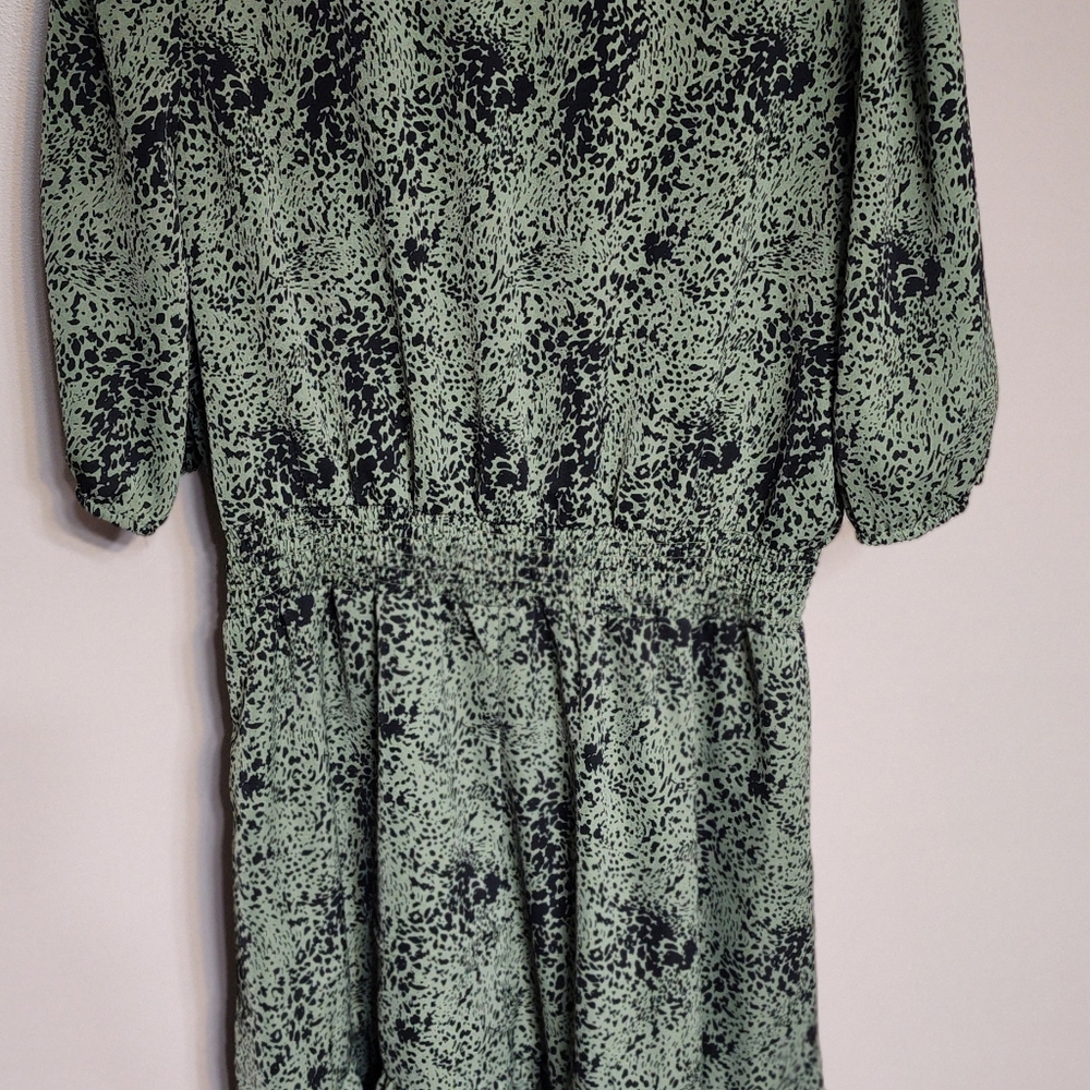 Black and green sinched waist dress by OPHLIA ROE size XL